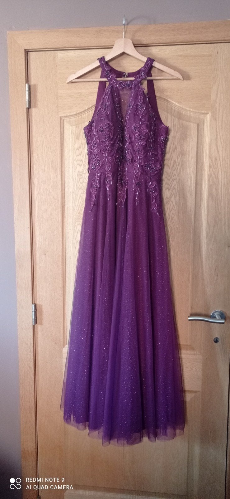 Robe de soirée, Enlèvement