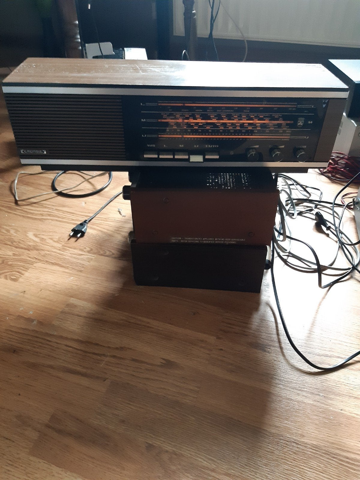radio grundig rf 111 werkt  bied maar, Ophalen, Radio
