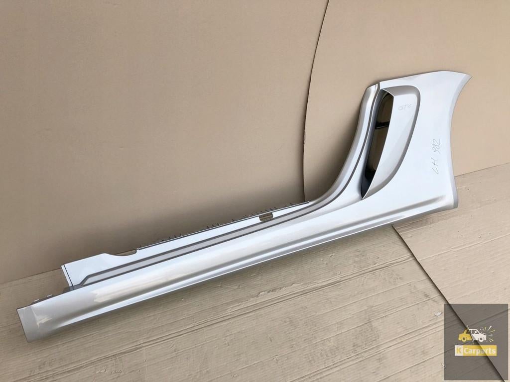 982854885 4, Dorpelplaten - LINKS - Porsche Boxster 718, CAY, Gebruikt, Porscheplatz 1
70435  Stuttgart, DE, Porsche, Info@porsche.de