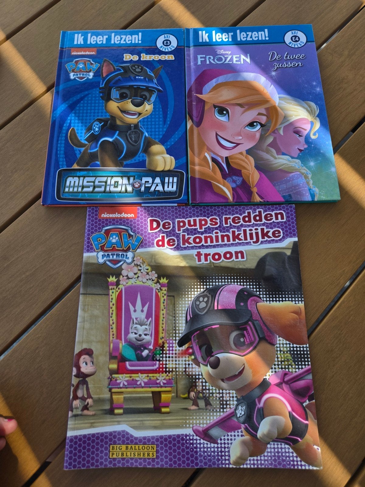 Ik leer lezen paw patrol en frozen, Enlèvement