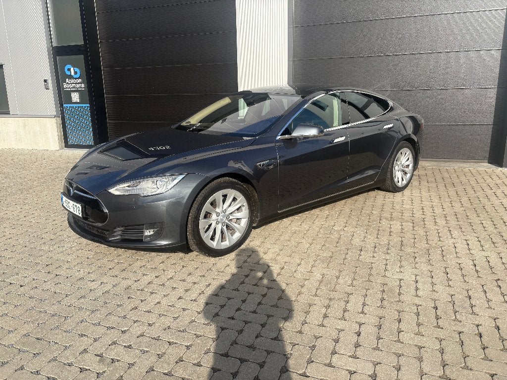 Tesla model s85 Free supercharge SC01 Garantie, Auto's, Tesla, Bedrijf, Model S, Elektrisch, Euro 6, Automaat, Zilver of Grijs