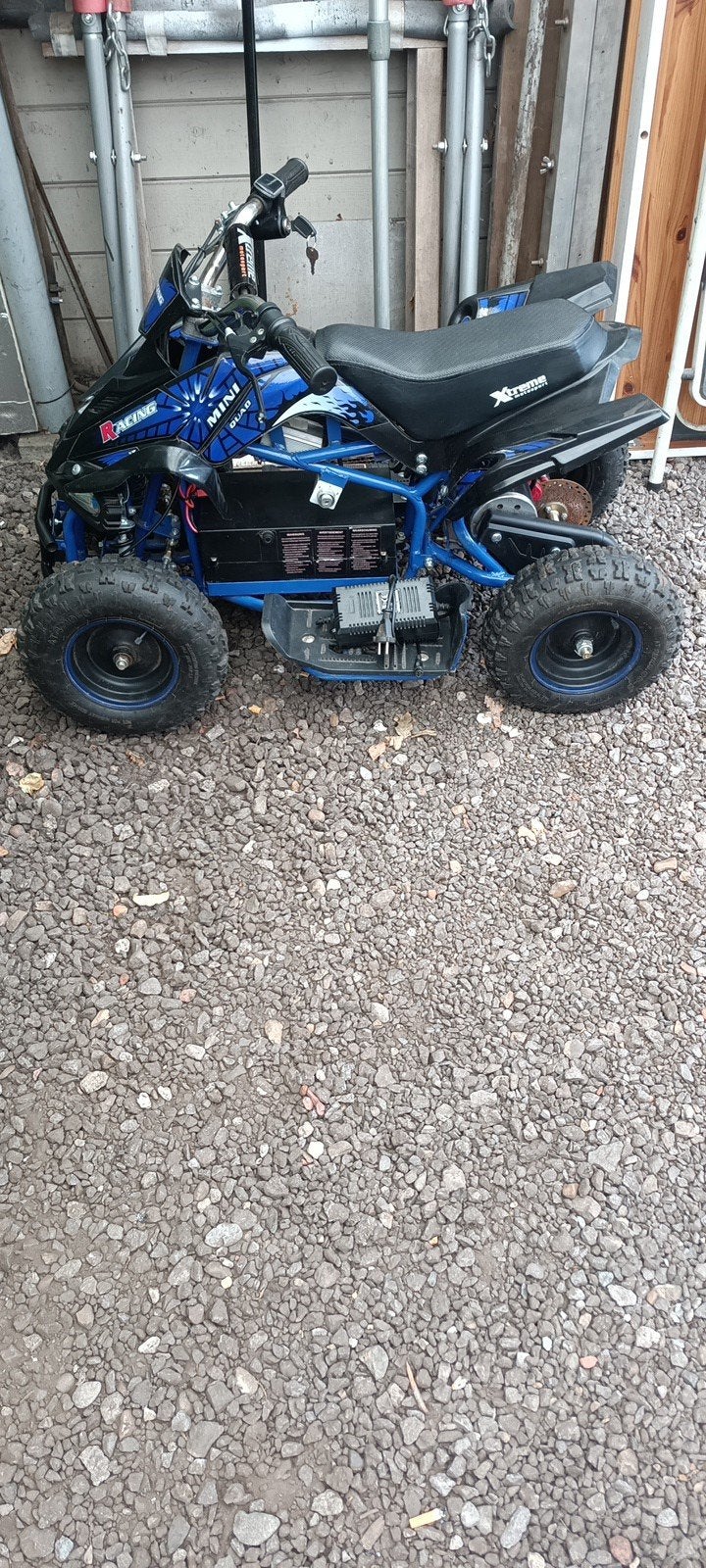 Elektrische mini quad 800w, Ophalen