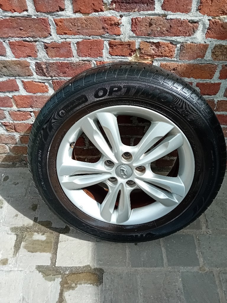 4 PNEUS + 4 JANTES HANKOOK K415 225/60 R17 -HUYNDAI, Autos : Pièces & Accessoires, Pneus & Jantes, Pneus été, 17 pouces, Enlèvement