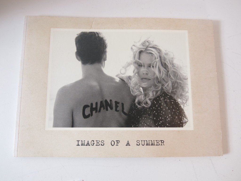 Boek Chanel Images of A Summer Claudia Schiffer 2008, Ophalen of Verzenden, Gebruikt