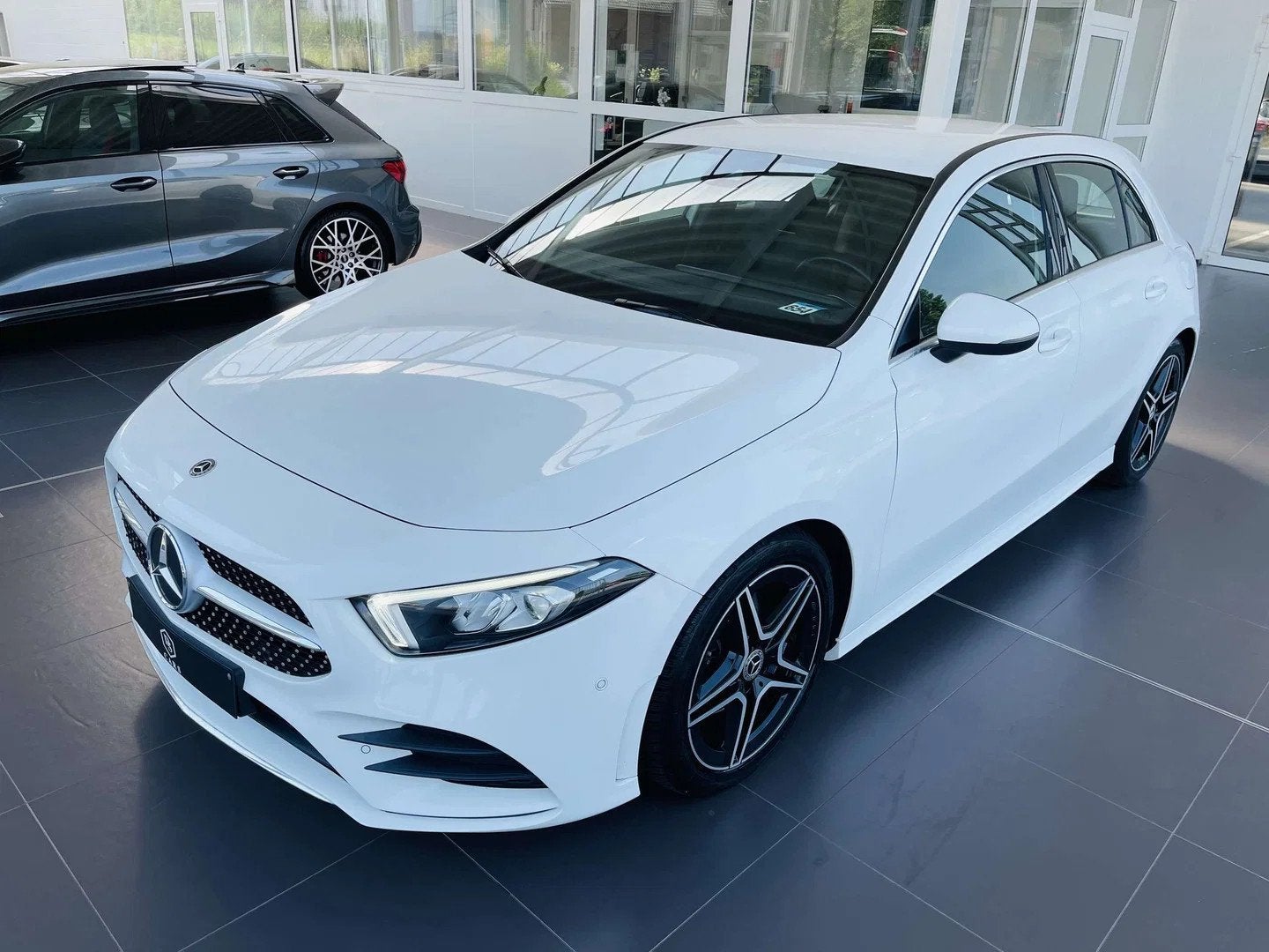 Mercedes-Benz A-CLASS 180 d * GARANTIE + PACK AMG + LED + CU, Autos, Classe A, Achat, Entreprise, 116 ch
