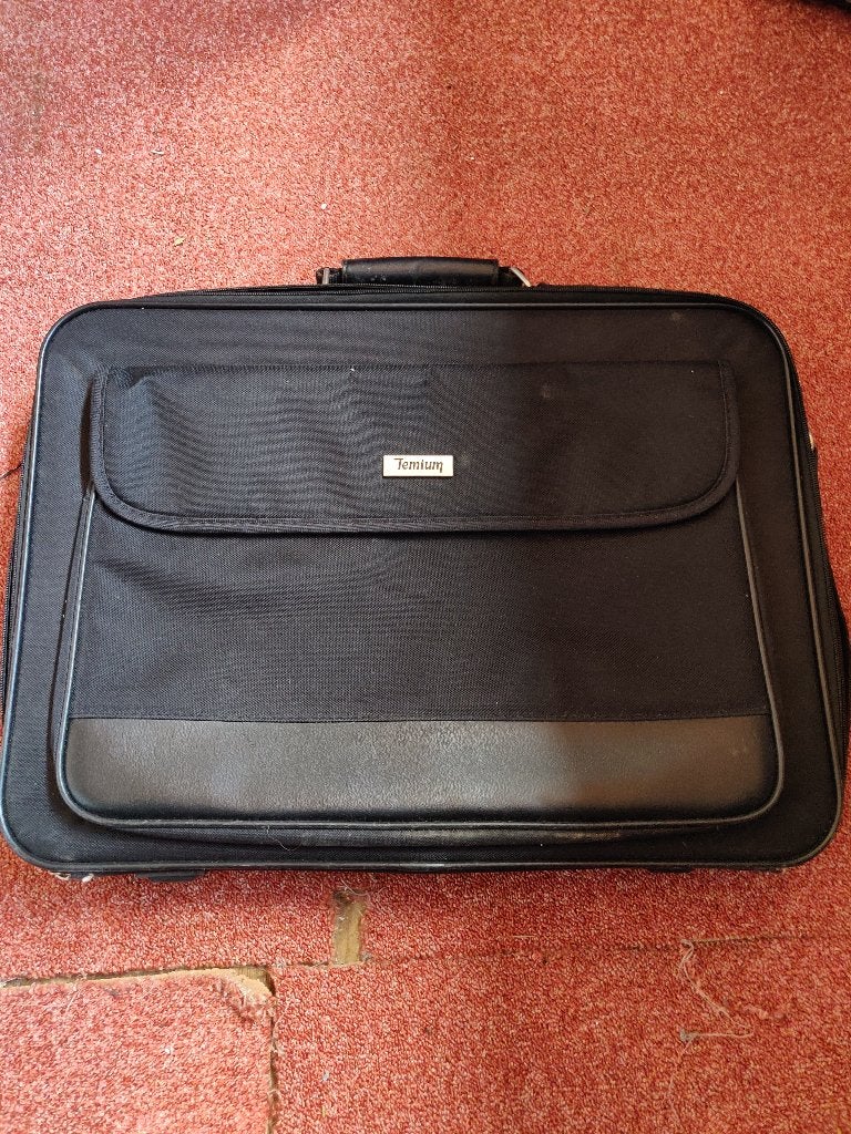 Laptop tas voor alle grote, Ophalen, 17 inch of meer, Zo goed als nieuw, Zwart
