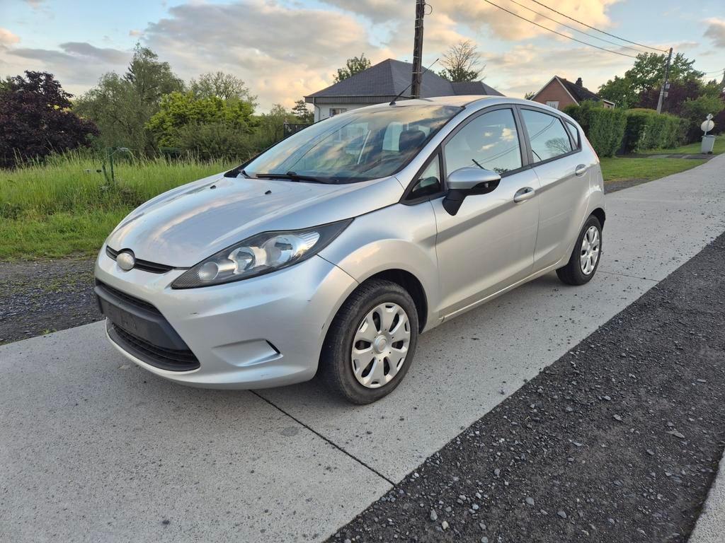 Ford fiesta 1.6tdci 5Portes Airco, Argent ou Gris, Achat, Entreprise, 5 portes