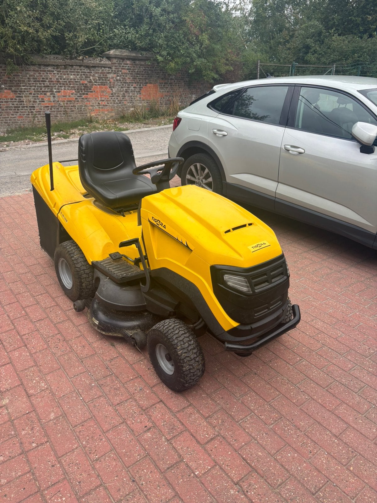 Tiagza tractor grasmaaier, Tuin en Terras, Ophalen, Zo goed als nieuw