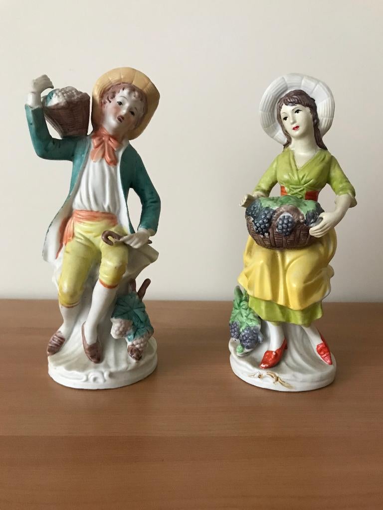 Statuettes de Couple de vigneron ., Collections, Enlèvement, Comme neuf