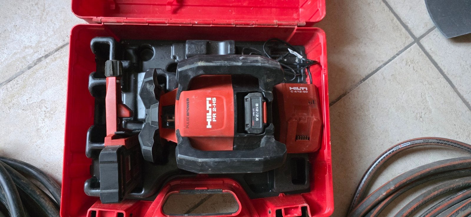 Hilti PR 2-HS roterende bouwlaser – complete set, Doe-het-zelf en Bouw, Ophalen, Zo goed als nieuw, Overige meters