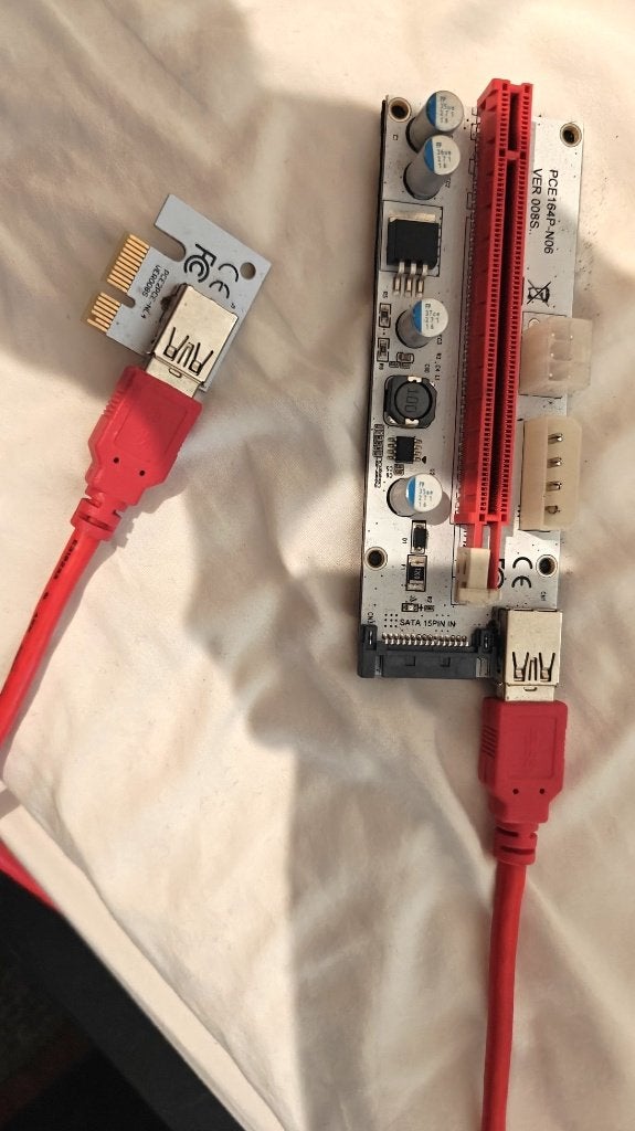 PCI-E X1 x16 risers VER 008s, Computers en Software, Pc- en Netwerkkabels, Ophalen of Verzenden, Zo goed als nieuw