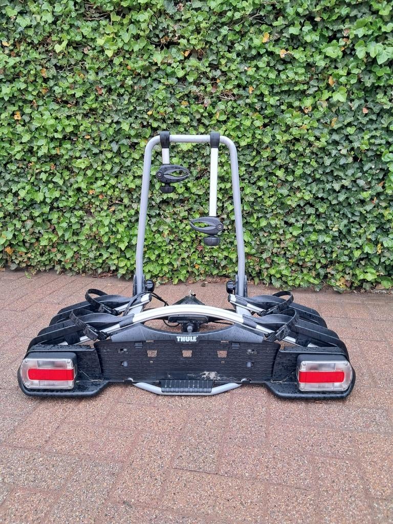Thule euroway 921 geschikt voor 2 fietsen tot 24kg per fiets, Ophalen, 2 fietsen
