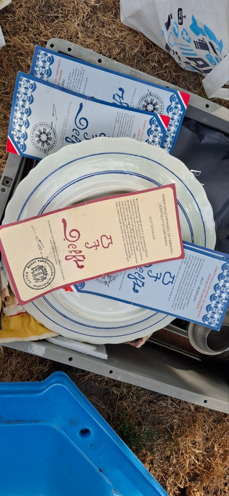 toutes sortes de bleu de Delft avec certificat, Enlèvement