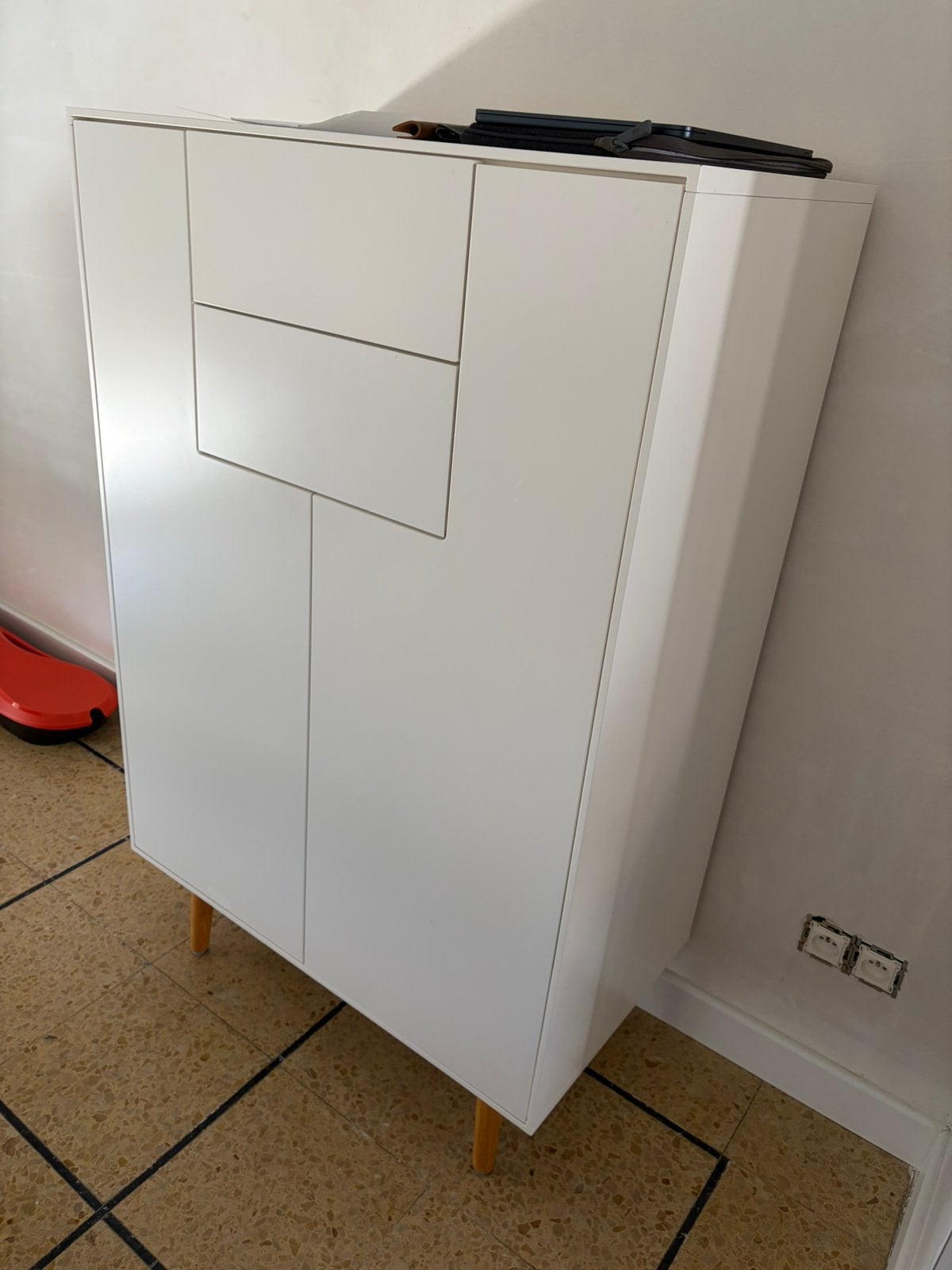 Scandinavisch design kast DRINGEND WEG, Ophalen, Zo goed als nieuw