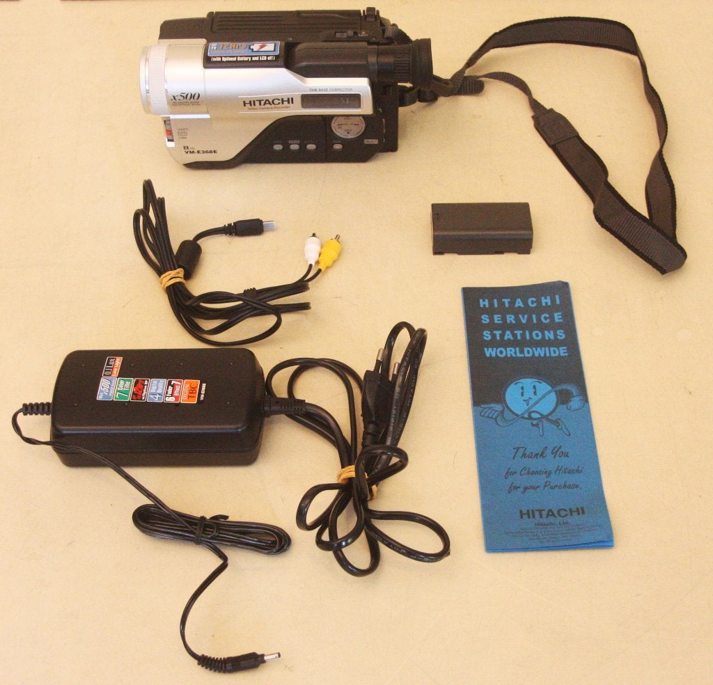 Hitachi VM-E368E Video Camera/Recorder Met Batterij & Lader, Enlèvement ou Envoi, Comme neuf, Manuel
