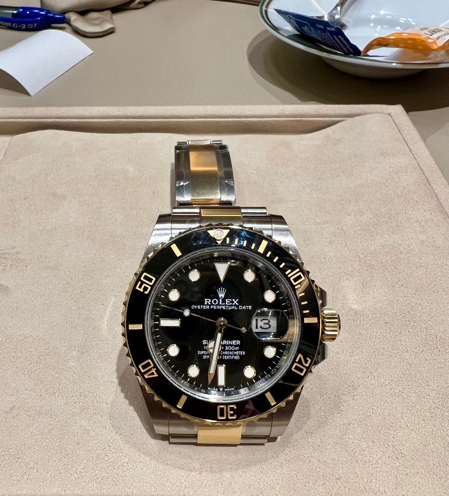 Rolex Submariner 41 Acier/or 2023, Montre-bracelet, Rolex, Comme neuf, Or