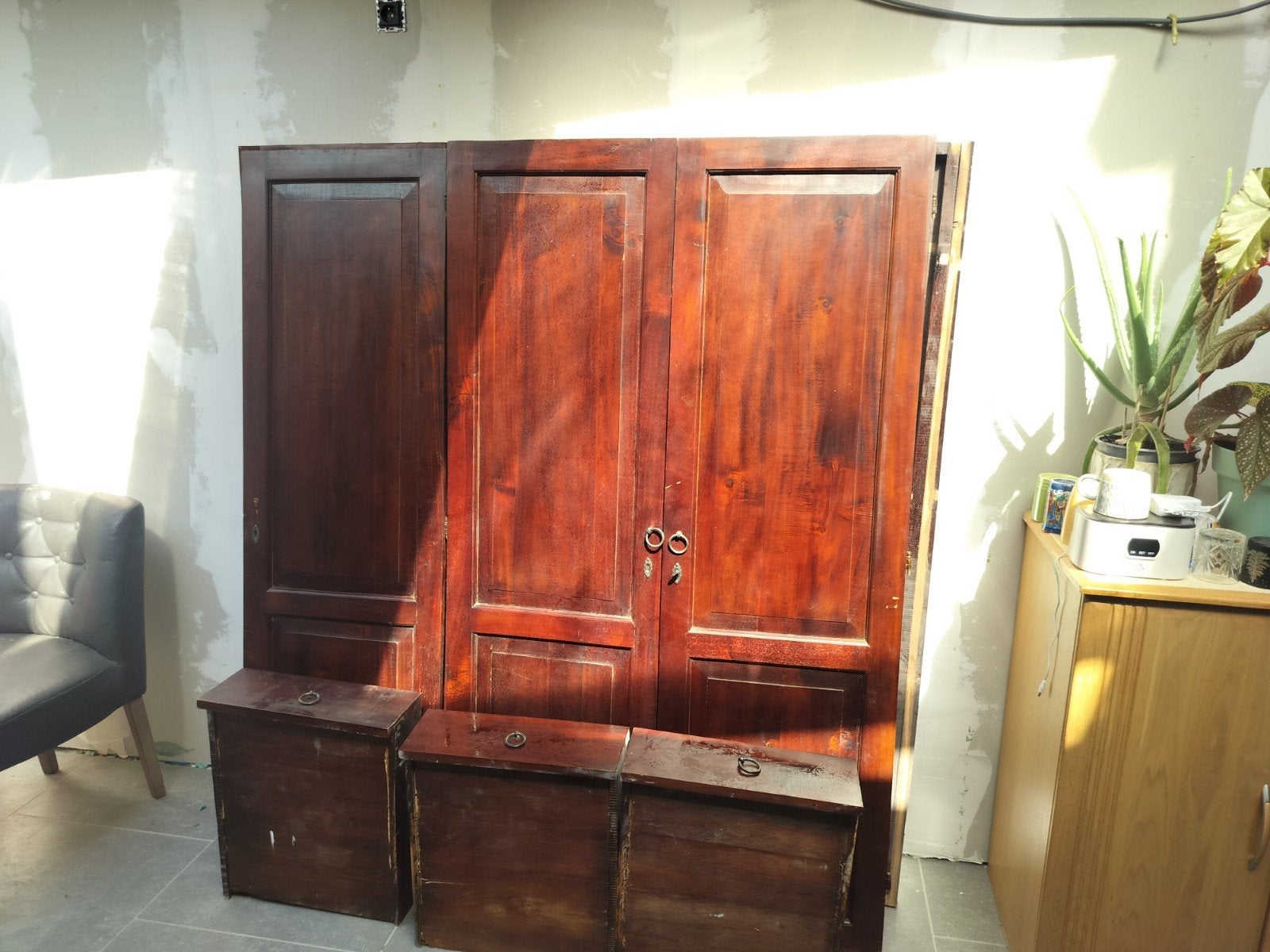 Oude kast, Ophalen