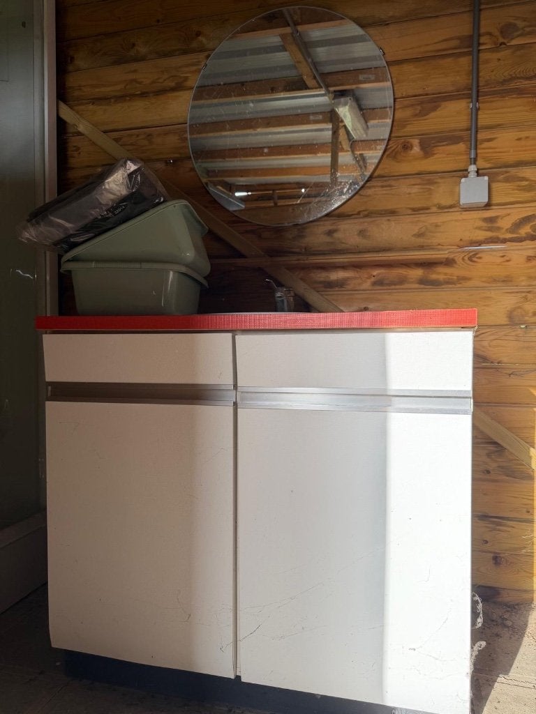Gratis wastafel met wasbak, kraan en spiegel, Ophalen, Gebruikt, Kraan