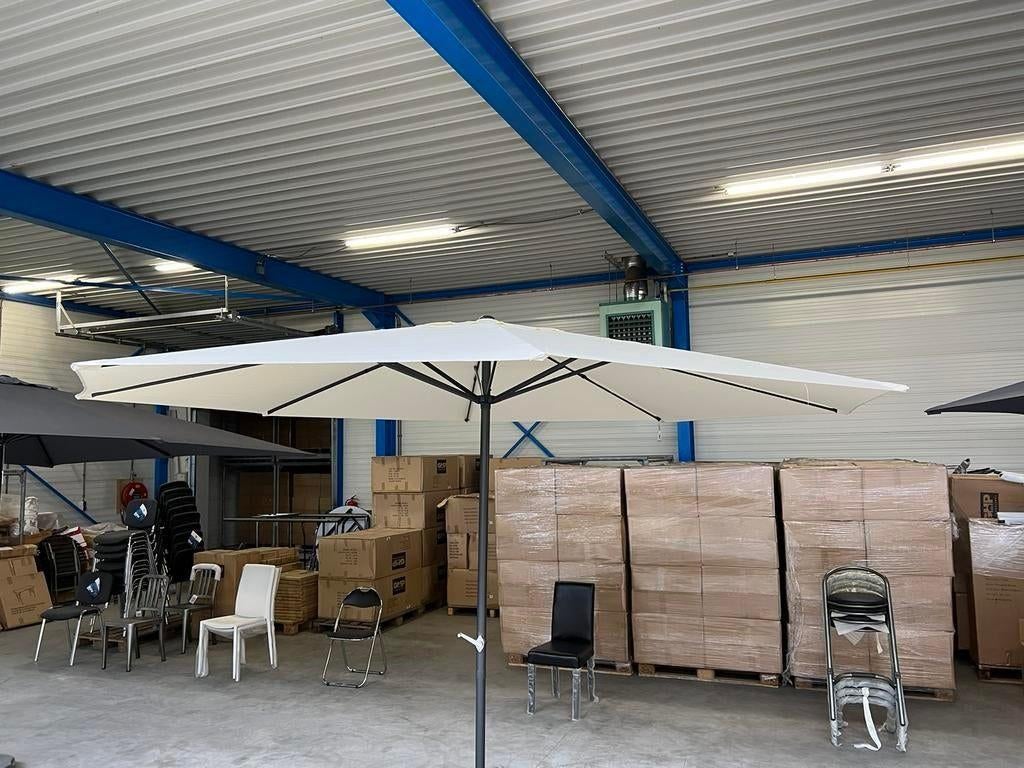 Grand parasol d'accueil rond (presque 4 m) en écru (neuf), Jardin & Terrasse, Parasols, Enlèvement ou Envoi
