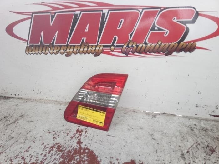 Feu arrière droit d'un Mercedes B-Klasse, -, 3 mois de garantie, Utilisé, -