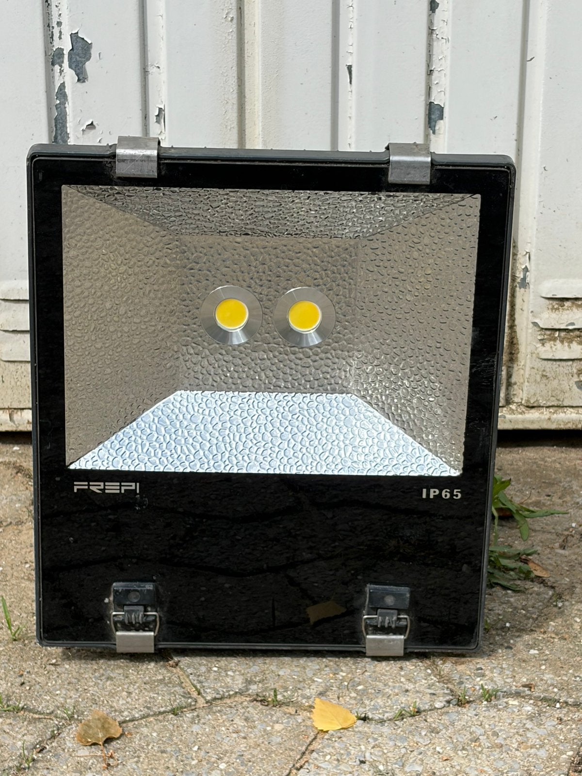 Spot LED FREPI 200w - IP65, Enlèvement, Utilisé, 50 à 200 watts, Lampe avec luminaire
