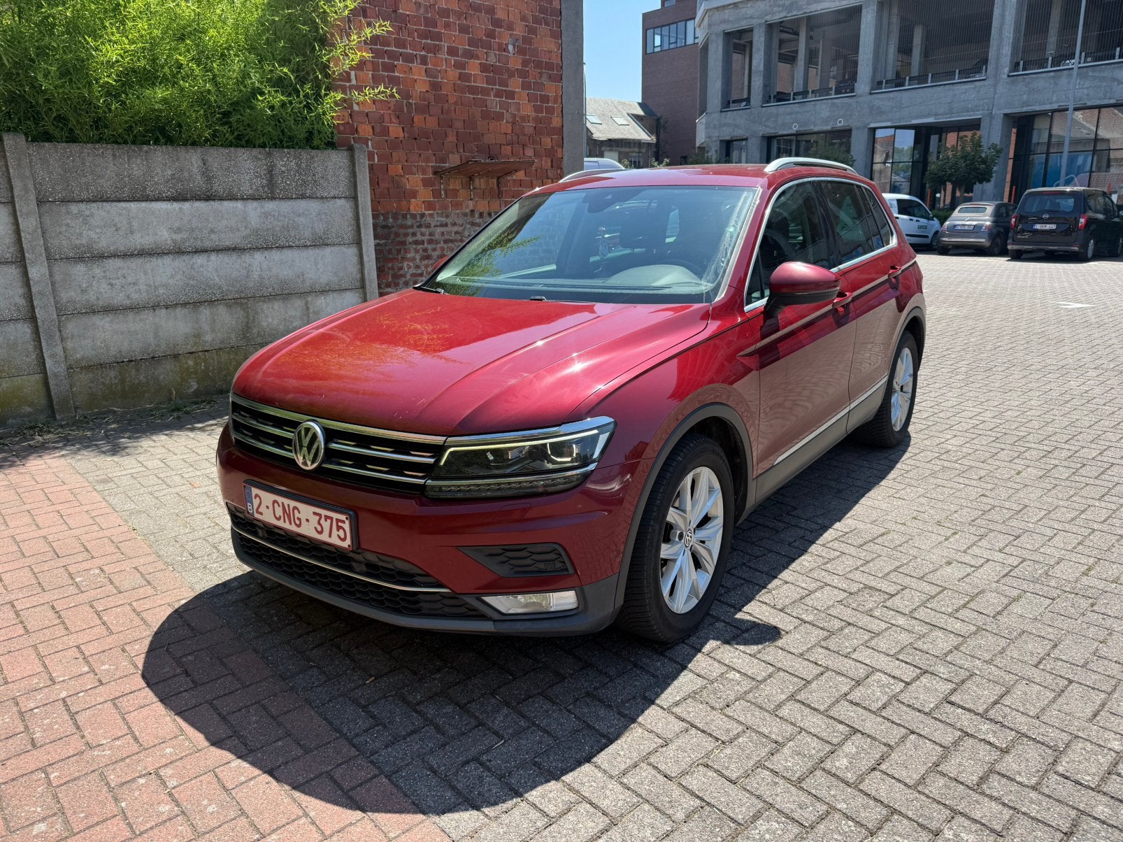 Volkswagen Tiguan, Autos, Volkswagen, Rouge, Boîte manuelle, Alcantara, Noir