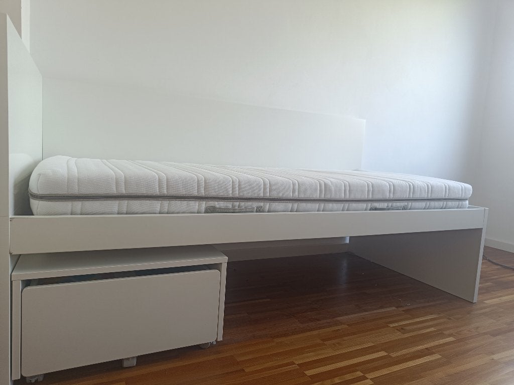 1 persoonsbed IKEA ( frame, lattenbodem +matras), Ophalen, Gebruikt, 90 cm, Eenpersoons