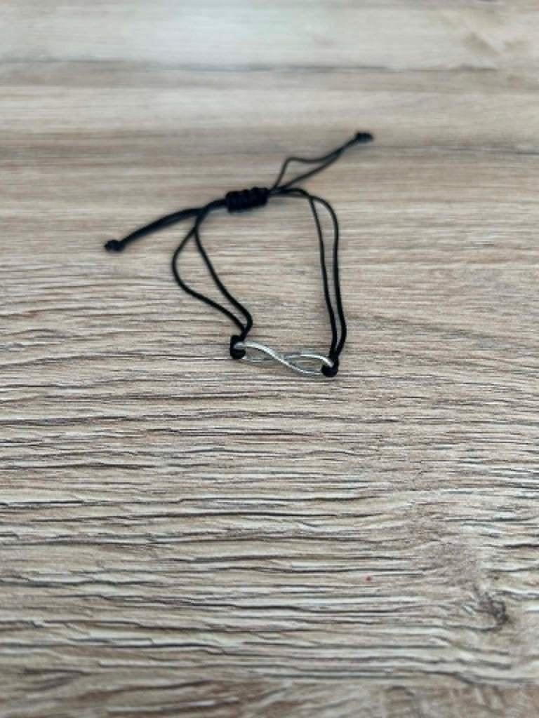 Bracelet infini, Bijoux, Sacs & Beauté, Bracelets, Enlèvement, Comme neuf, Argent, Autres matériaux
