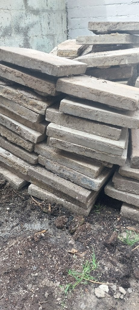 Gratis betondals 12m2, Ophalen, Gebruikt, Steen of Klei, Minder dan 50 cm