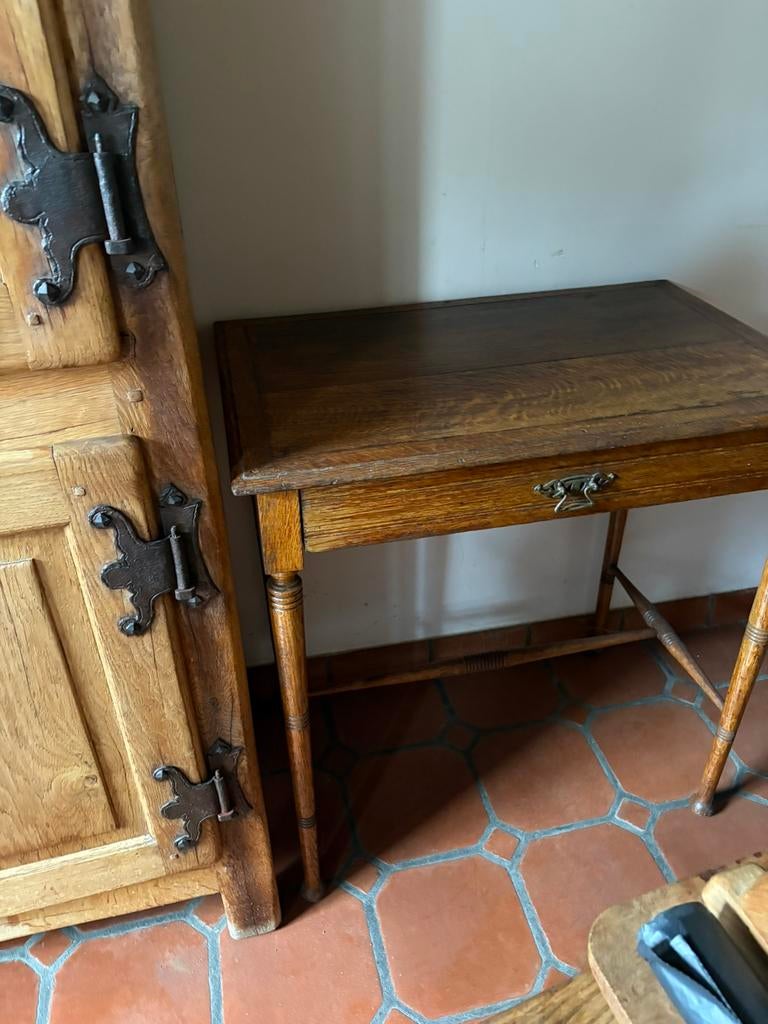 Table  ou bureau, Enlèvement, Comme neuf