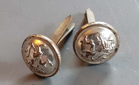 paire boutons de jugulaire képi avec lion, Enlèvement ou Envoi, Autres, Autres types