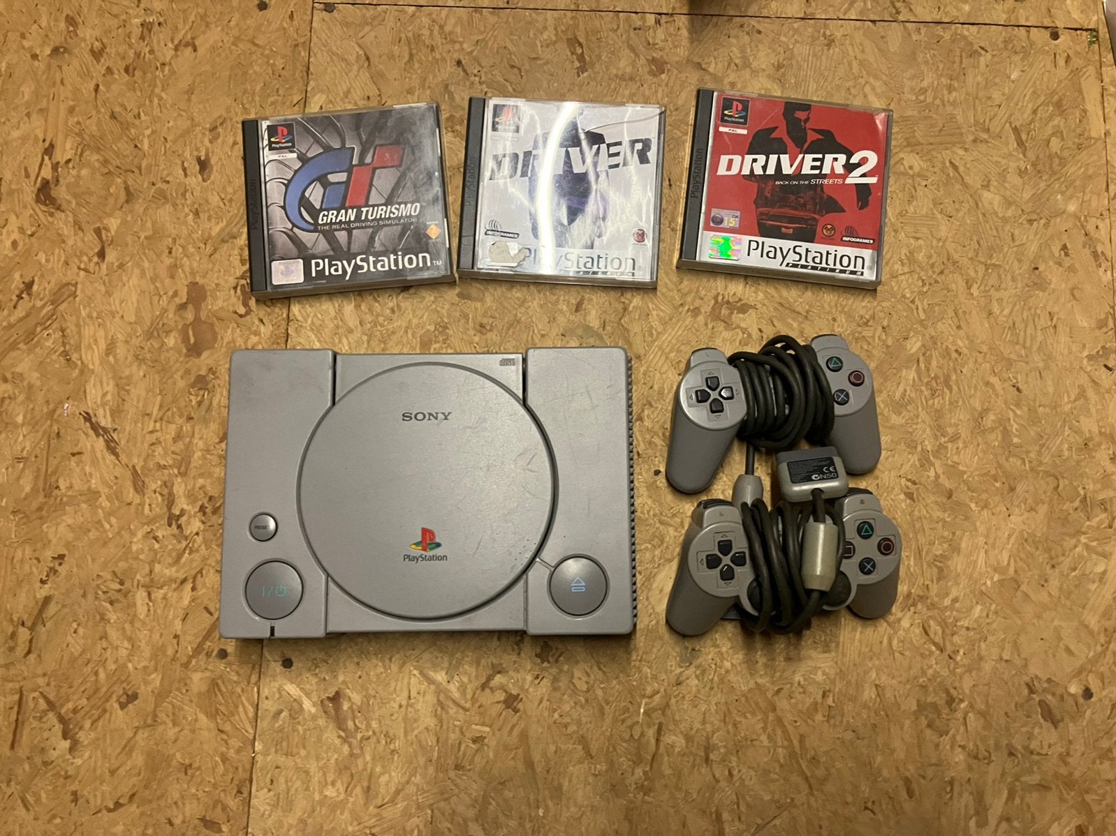 PS 1 + games, Games en Spelcomputers, Ophalen, Zo goed als nieuw