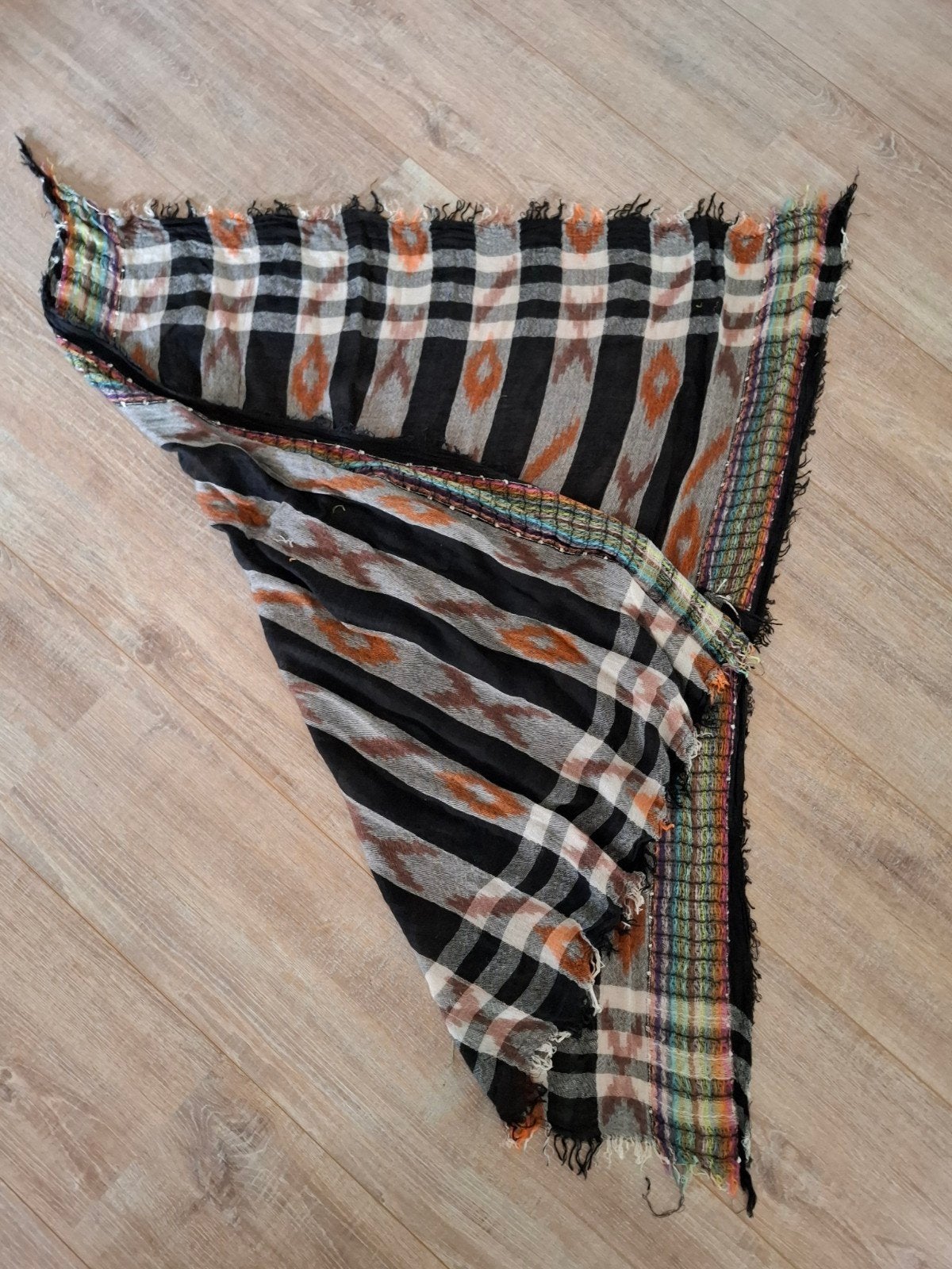 sjaal multicolor, Ophalen, Gedragen, Sjaal