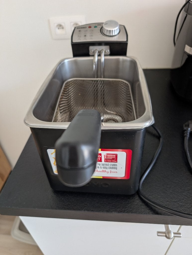 Frietketel DOMO, 4 liter of meer, Ophalen, Zo goed als nieuw