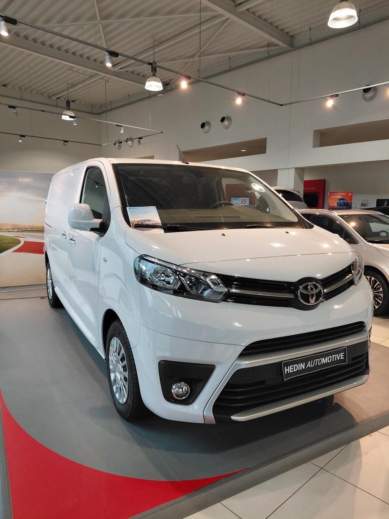 Toyota Proace 1.5D 88kW MWB Comfort, Auto's, Voorwielaandrijving, 4 deurs, Stof, Zwart