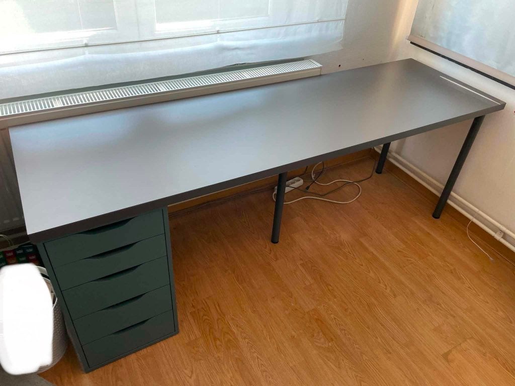 Bureau, Ophalen, Zo goed als nieuw, IKEA, Grijs