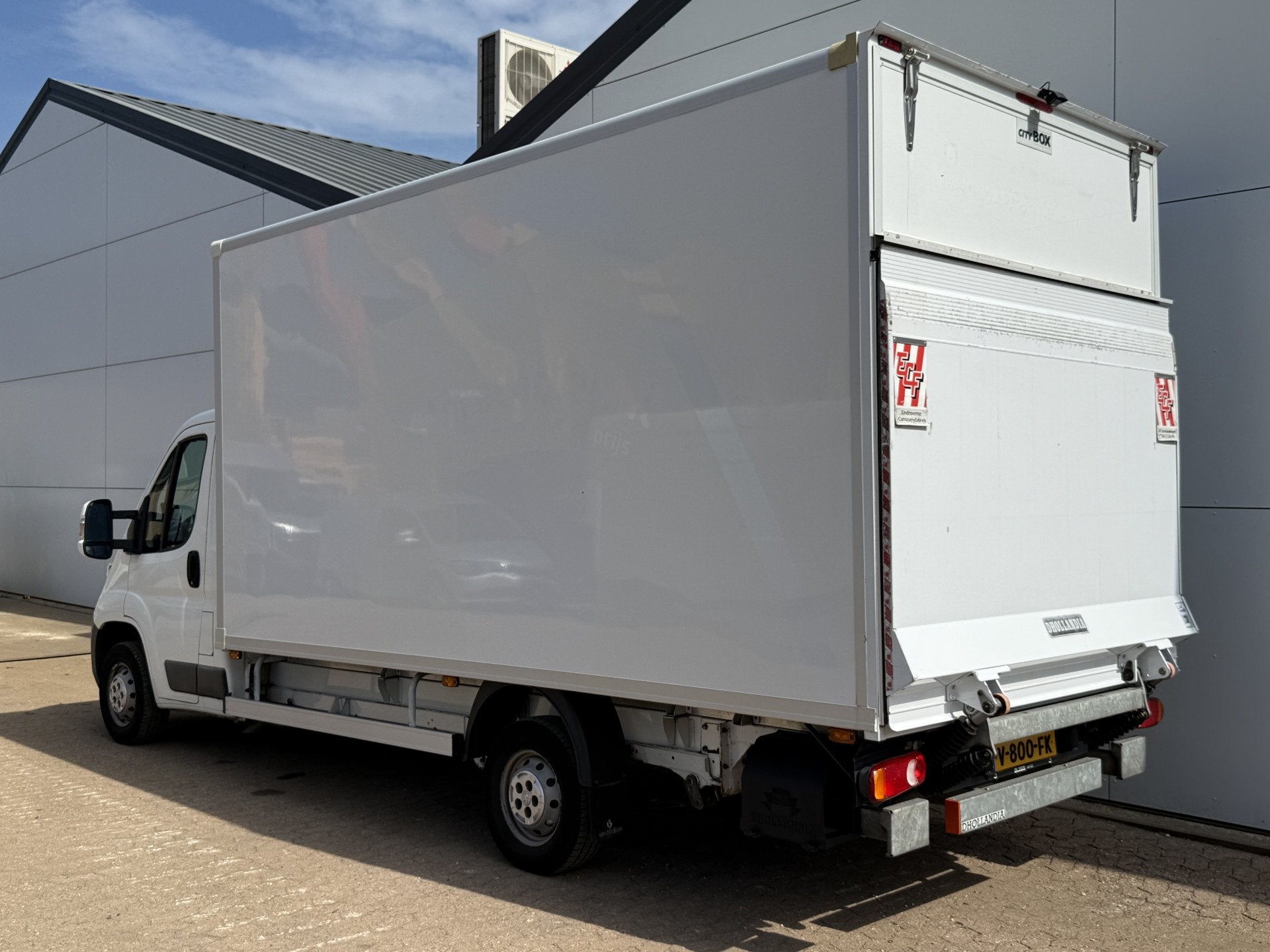 Peugeot Boxer 2.0 130PK Bakwagen Laadklep Navigatie Camera A, Auto's, Voorwielaandrijving, Gebruikt, 4 cilinders, 2500 kg