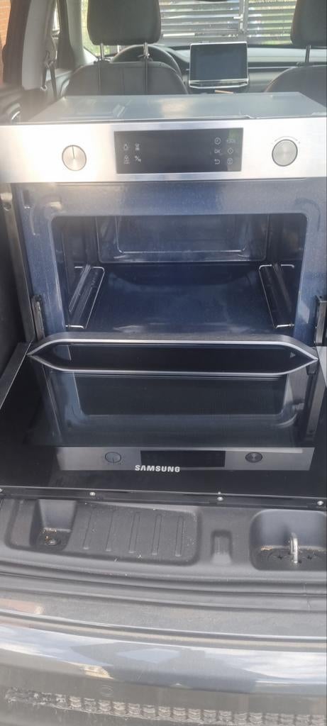 Samsung microgolfoven voor wisselstukken bvb deur, Ophalen