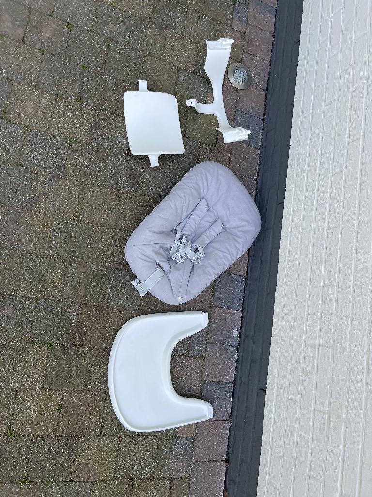 Tripp Trapp Stokke Newborn Set + tafelblad, Kinderen en Baby's, Kinderstoelen, Ophalen, Zo goed als nieuw, Overige typen