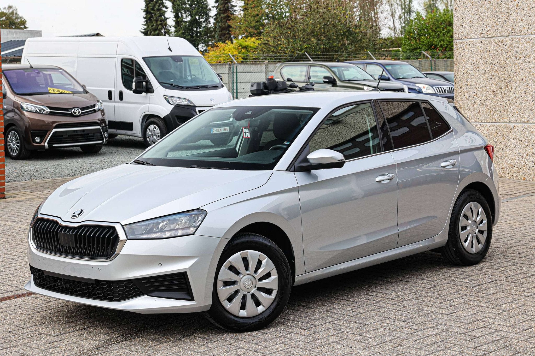 Skoda Fabia AUTOMAAT*ACTIVE-UITVOERING*APPLE-CARPLAY*PARKEER, Autos, Argent ou Gris, Achat, Euro 6, Entreprise