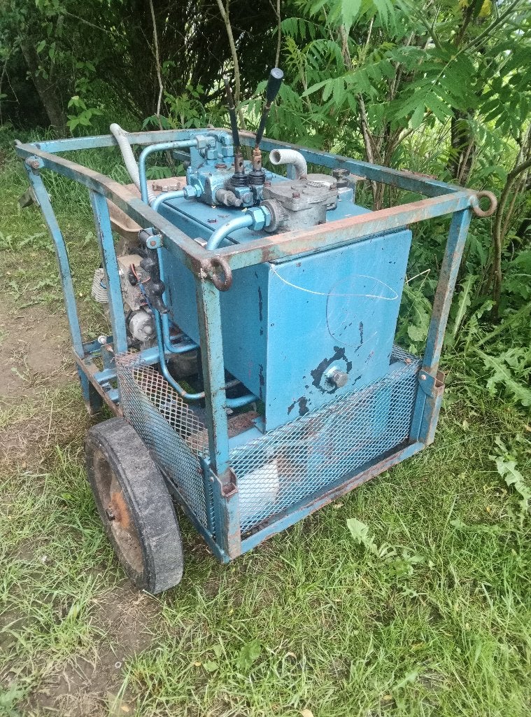 Gros groupe hydraulique avec moteur essence, Enlèvement, Utilisé
