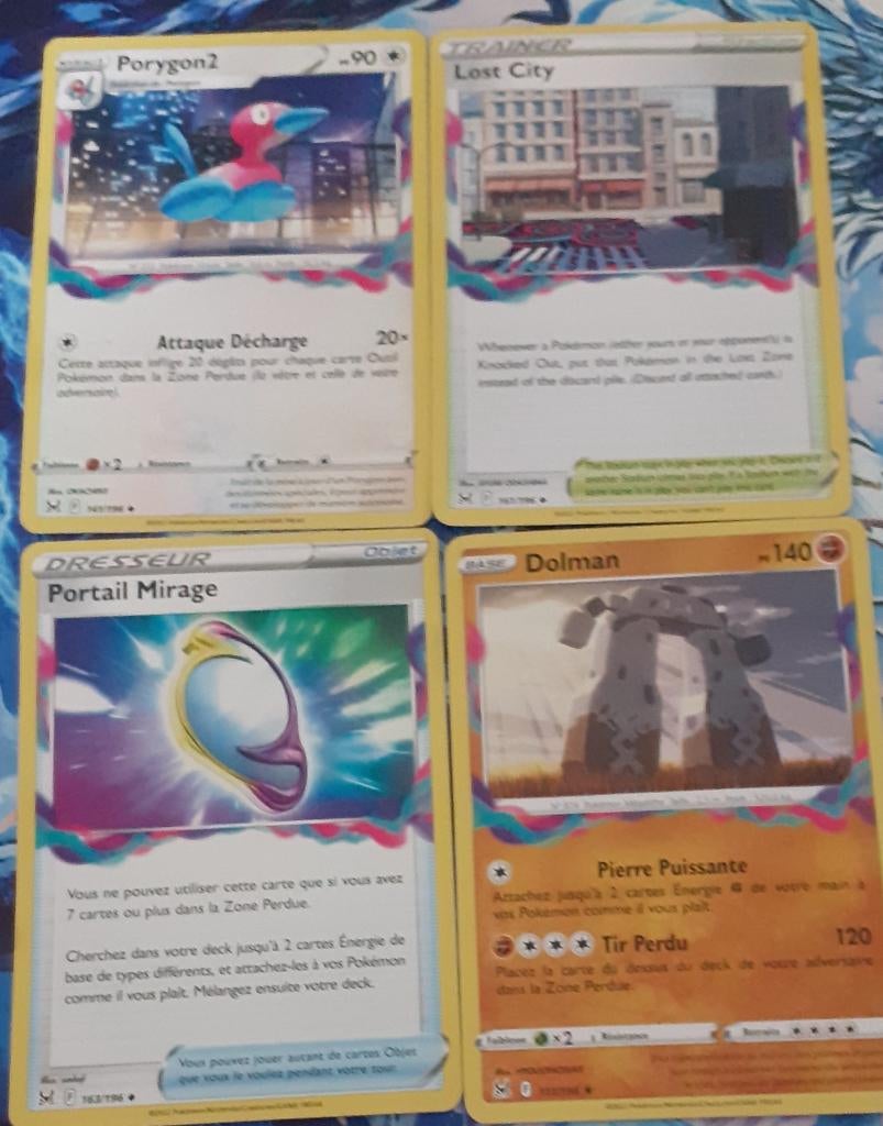 4 carte Pokémon, Hobby & Loisirs créatifs, Jeux de cartes à collectionner | Pokémon, Enlèvement, Comme neuf, Plusieurs cartes