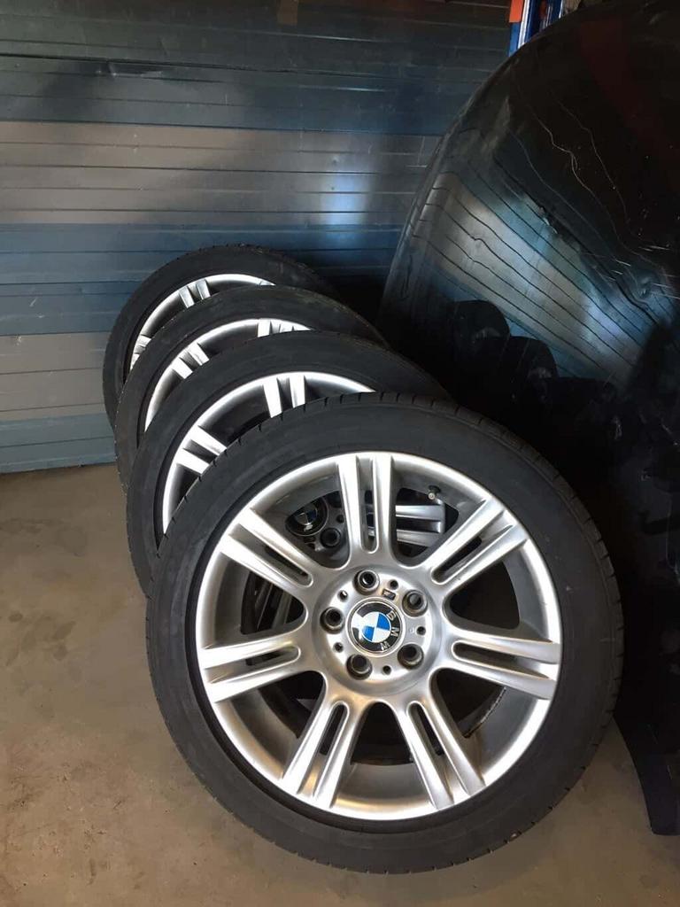 Bmw velgen 17 inch met banden +/- 6 mm origineel, Auto diversen, Autogereedschap, Gebruikt, -, -, Ophalen of Verzenden