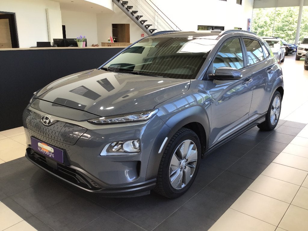 Hyundai Kona Elektro AUTOMAAT BJ12/2020 40734KM CAMERA NAVI, Auto's, Hyundai, Stof, 5 zetels, SUV of Terreinwagen, https://public.car-pass.be/vhr/567de654-8a06-4762-93a7-bb6cea53443a