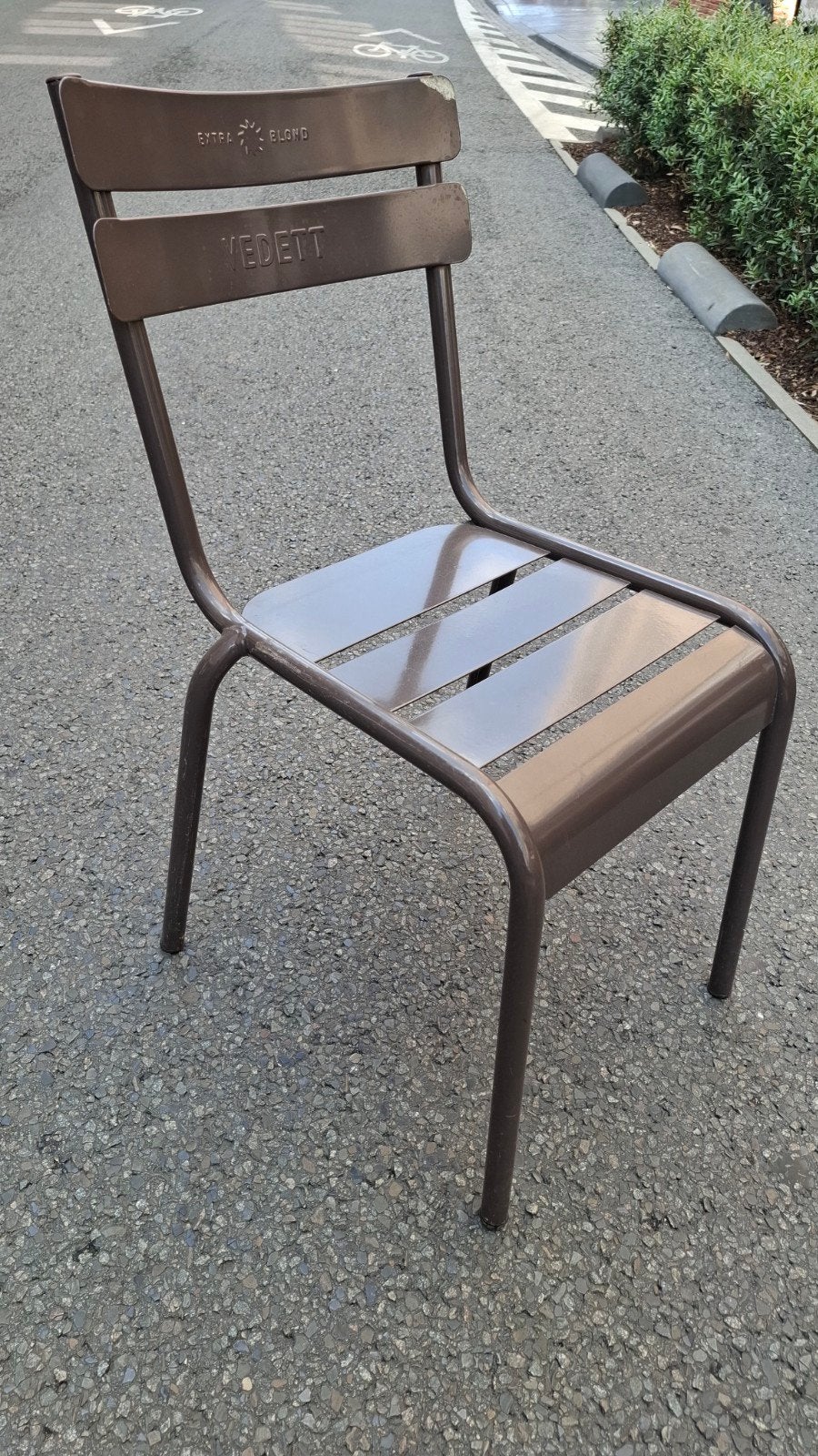 22 terras VEDETT orginele vintage luxembourg metaal stoel, Tuin en Terras, Tuinstoelen, Ophalen of Verzenden, Gebruikt, Metaal