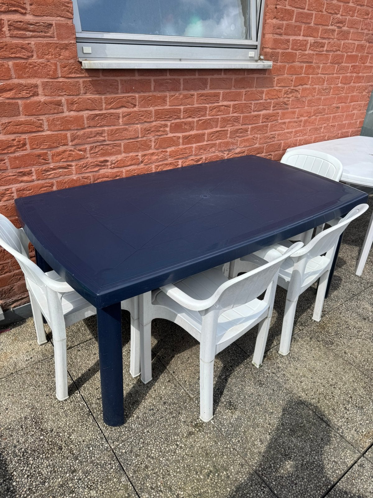 2 tables de jardin avec 4 chaises, Enlèvement, Utilisé