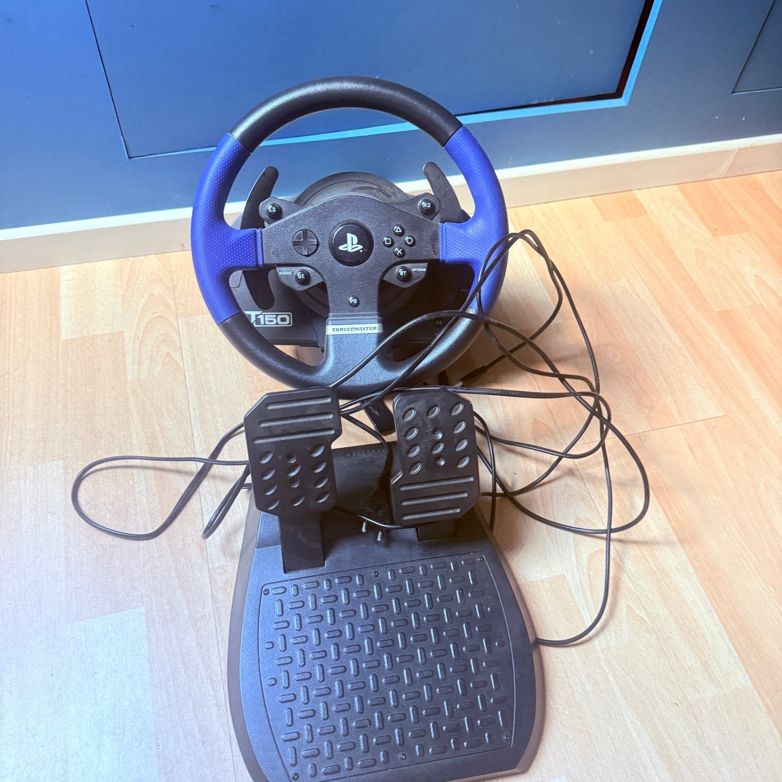 Thrustmaster t150, Games en Spelcomputers, Ophalen, Zo goed als nieuw