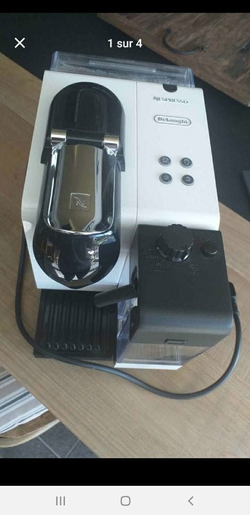 Machine à café Nespresso Delonghi, Electroménager, Cafetières, Enlèvement, Utilisé, Dosettes et capsules de café