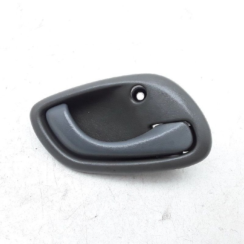 POIGNEE EXTERIEURE AVANT DROITE Suzuki Alto (RF410), Utilisé, Avant, Suzuki