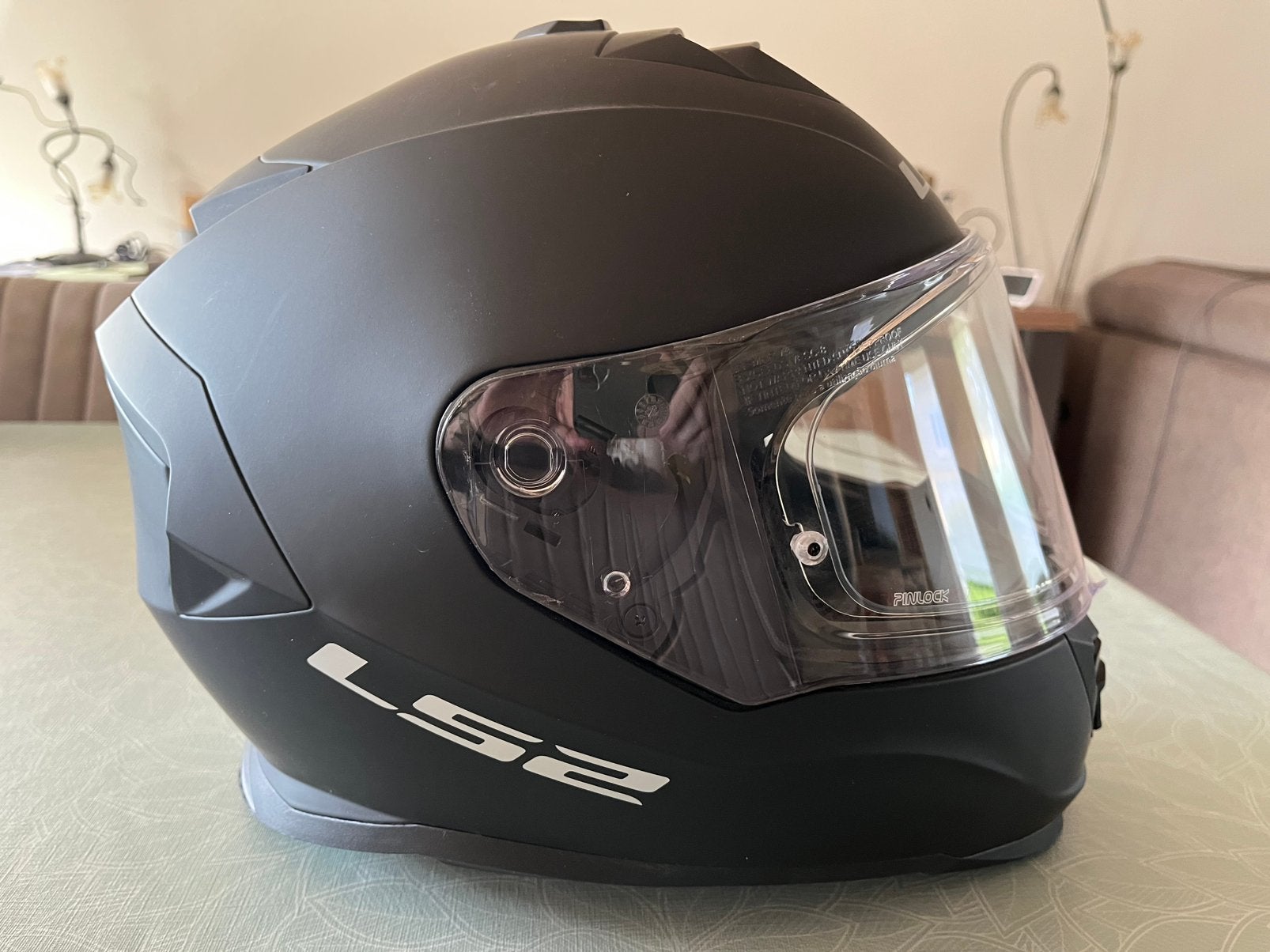 Helm, Ophalen, L